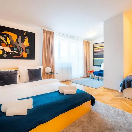 Klimentska Cartoon Apartments Prague Exterior photo