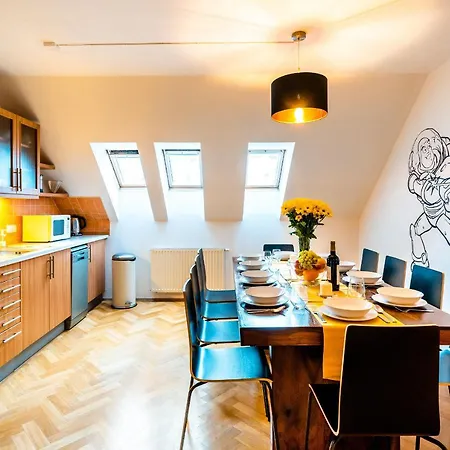 Klimentska Cartoon Apartments Prague Exterior photo